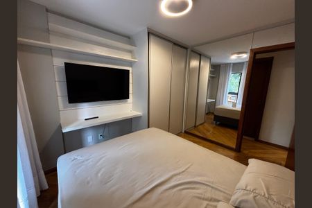 Apartamento à venda com 108m², 2 quartos e 1 vagaQuarto 2