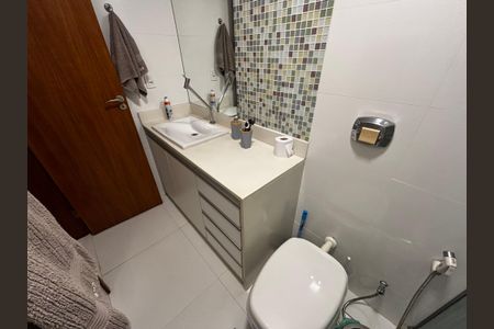 Apartamento à venda com 108m², 2 quartos e 1 vagaBanheiro