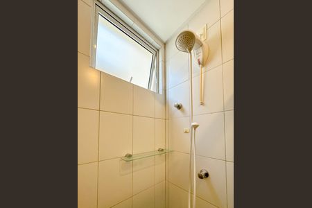 Apartamento para alugar com 68m², 2 quartos e 1 vagaBanheiro