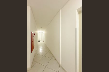 Apartamento para alugar com 68m², 2 quartos e 1 vagaHall social