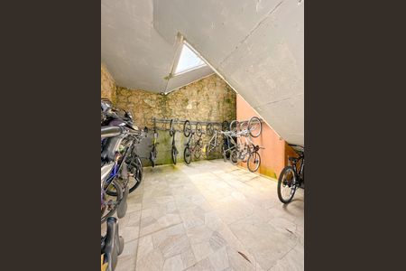 Apartamento para alugar com 68m², 2 quartos e 1 vagaÁrea comum