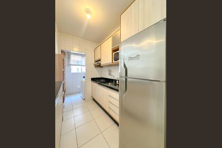 Apartamento para alugar com 68m², 2 quartos e 1 vagaCozinha