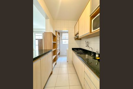 Apartamento para alugar com 68m², 2 quartos e 1 vagaCozinha