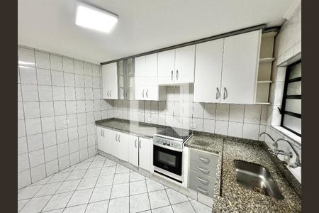 Casa para alugar com 2 quartos, 120m² em Vila Bandeirantes, São Paulo