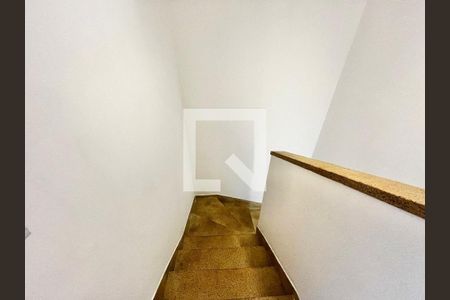 Casa para alugar com 120m², 2 quartos e 2 vagas