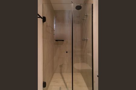 Banheiro de kitnet/studio à venda com 1 quarto, 28m² em Perdizes, São Paulo