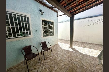 Casa à venda com 189m², 3 quartos e 2 vagas