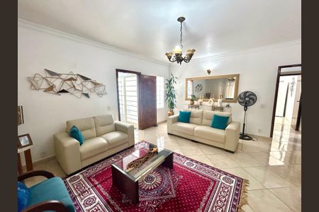 Casa à venda com 3 quartos, 189m² em Jardim Rosa de Franca, Guarulhos