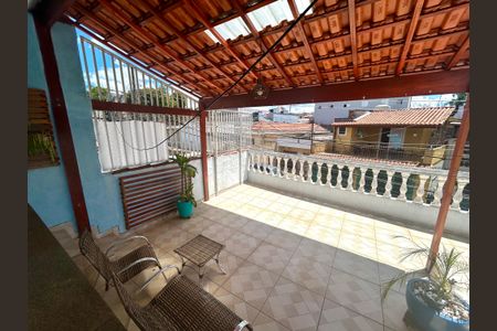 Casa à venda com 189m², 3 quartos e 2 vagas