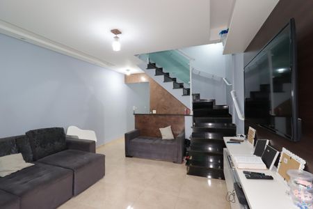 Casa à venda com 152m², 3 quartos e 2 vagasSala