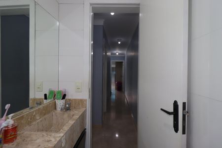 Casa à venda com 152m², 3 quartos e 2 vagasBanheiro Social