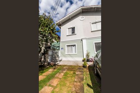 Casa de condomínio à venda com 125m², 2 quartos e 2 vagasVista da Rua