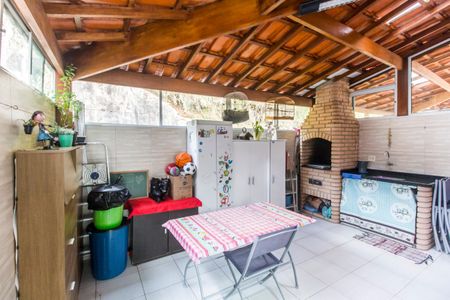 Casa de condomínio à venda com 125m², 2 quartos e 2 vagasÁrea gourmet