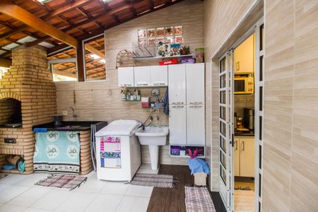 Casa de condomínio à venda com 125m², 2 quartos e 2 vagasÁrea de Serviço