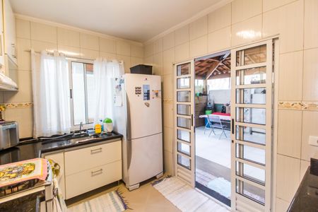 Casa de condomínio à venda com 125m², 2 quartos e 2 vagasCozinha