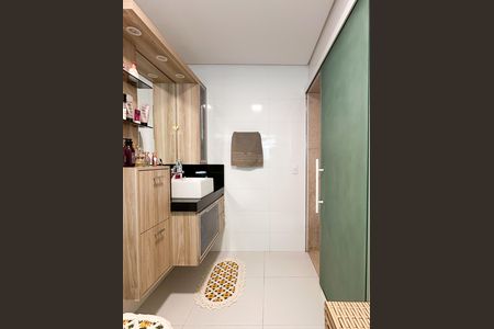 Casa à venda com 448m², 6 quartos e 3 vagas Casa à venda com 448m², 6 quartos e 3 vagasBanheiro da Suíte - Casa 1