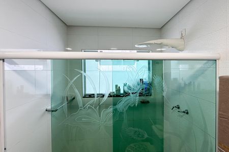 Casa à venda com 448m², 6 quartos e 3 vagas Casa à venda com 448m², 6 quartos e 3 vagasBanheiro da Suíte - Casa 1