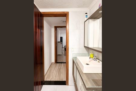 Casa à venda com 448m², 6 quartos e 3 vagas Casa à venda com 448m², 6 quartos e 3 vagasBanheiro Social - Casa 2