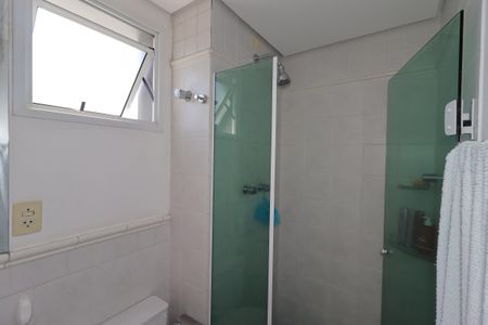 Apartamento à venda com 57m², 1 quarto e 2 vagasBanheiro