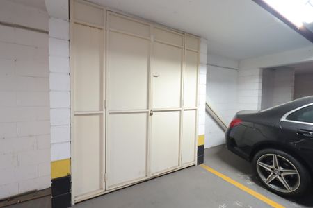 Apartamento à venda com 57m², 1 quarto e 2 vagasGaragem - Depósito