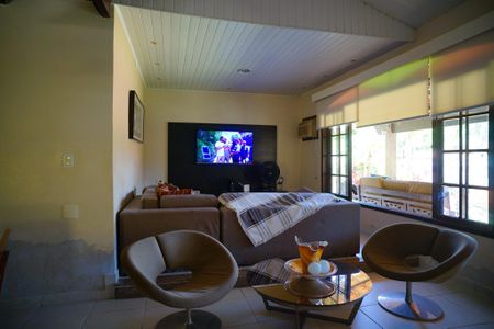 Casa à venda com 432m², 3 quartos e 2 vagasSala