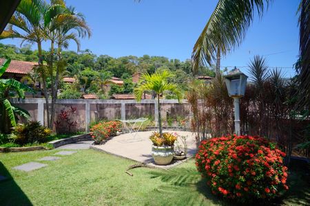 Casa à venda com 432m², 3 quartos e 2 vagasQuintal