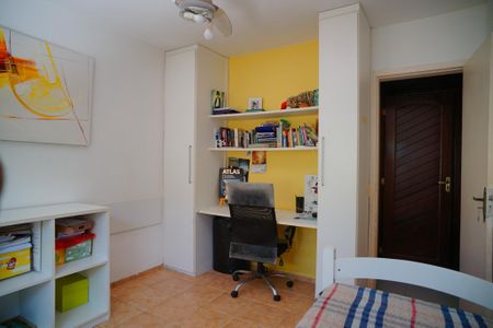 Casa à venda com 432m², 3 quartos e 2 vagasQuarto 1