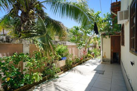 Casa à venda com 432m², 3 quartos e 2 vagasQuintal