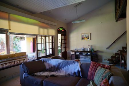 Sala de casa à venda com 3 quartos, 432m² em Maravista, Niterói