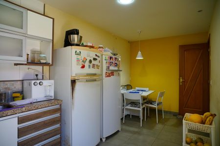 Casa à venda com 432m², 3 quartos e 2 vagasCozinha