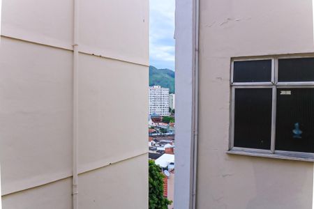 Quarto vista de apartamento para alugar com 2 quartos, 47m² em Todos Os Santos, Rio de Janeiro