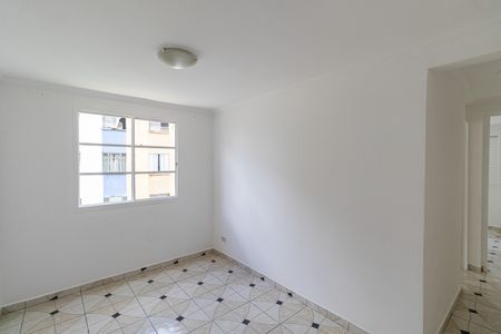 Sala de apartamento para alugar com 2 quartos, 48m² em Vila Jacuí, São Paulo
