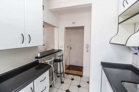 Apartamento para alugar com 79m², 3 quartos e 2 vagas Apartamento para alugar com 79m², 3 quartos e 2 vagasCozinha