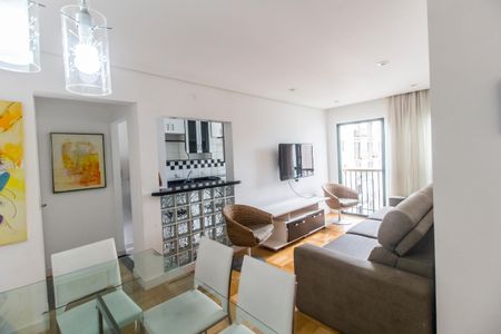 Apartamento para alugar com 79m², 3 quartos e 2 vagas Apartamento para alugar com 79m², 3 quartos e 2 vagasSala