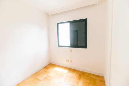 Apartamento para alugar com 79m², 3 quartos e 2 vagas Apartamento para alugar com 79m², 3 quartos e 2 vagasQuarto 3