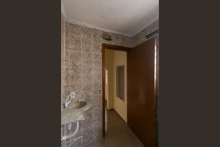 Casa para alugar com 320m², 4 quartos e 5 vagasCasa 2 - Banheiro