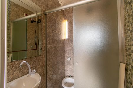 Casa para alugar com 320m², 4 quartos e 5 vagasCasa 2 - Banheiro 2