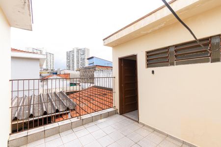Casa para alugar com 320m², 4 quartos e 5 vagasQuintal