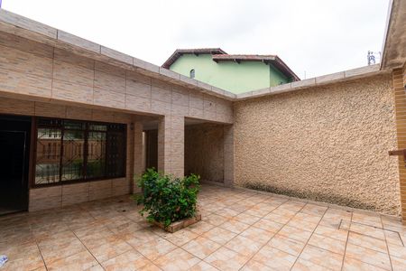 Casa para alugar com 320m², 4 quartos e 5 vagasGaragem