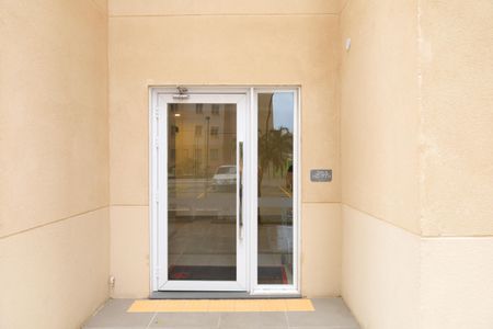 Apartamento para alugar com 32m², 2 quartos e sem vagaÁrea comum - Entrada do prédio