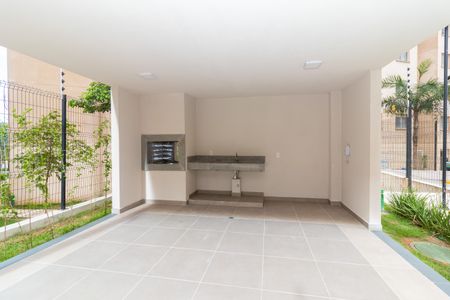 Apartamento para alugar com 32m², 2 quartos e sem vagaÁrea comum - Churrasqueira