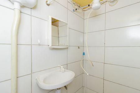 Banheiro de casa para alugar com 1 quarto, 75m² em Vila Bonilha, São Paulo