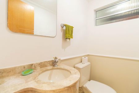 Casa à venda com 150m², 2 quartos e 1 vagaLavabo