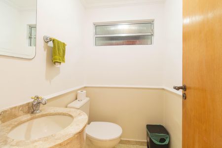 Casa à venda com 150m², 2 quartos e 1 vagaLavabo