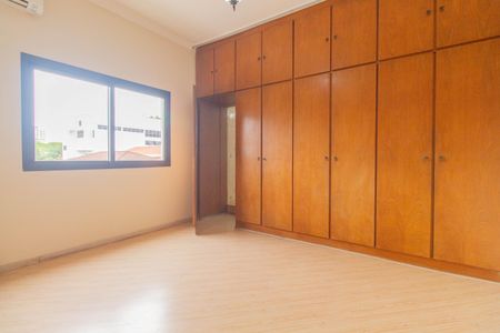 Casa à venda com 150m², 2 quartos e 1 vagaSuíte