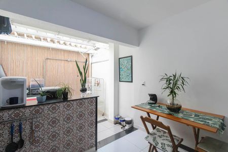 Casa de condomínio à venda com 123m², 2 quartos e 2 vagasCozinha