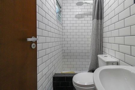 Casa de condomínio à venda com 123m², 2 quartos e 2 vagasBanheiro da Suíte 2