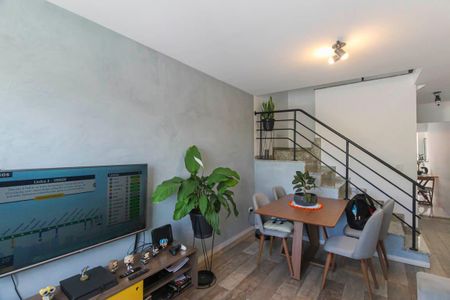 Sala de casa de condomínio à venda com 2 quartos, 123m² em Vila Alpina, São Paulo