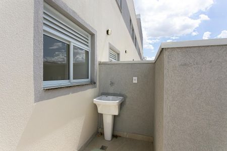 Apartamento para alugar com 39m², 2 quartos e 1 vagaÁrea de Serviço