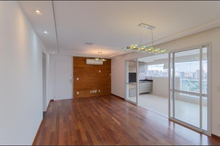 Apartamento à venda com 127m², 3 quartos e 2 vagasSala